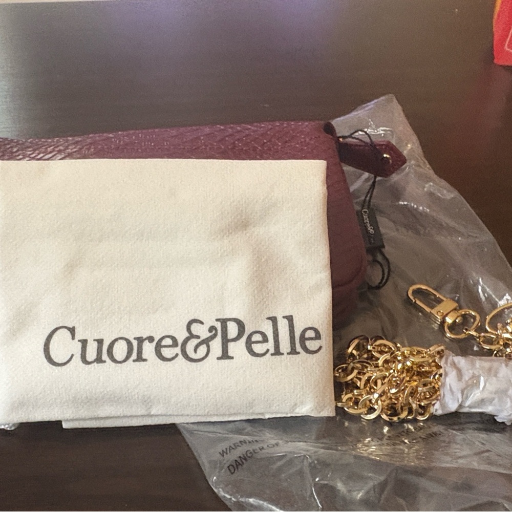 Cuore & Pelle Burgundy Clutch with Gold Chain